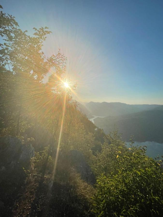 Tilia Cottage Banjska Stena Mitrovac Kültér fotó